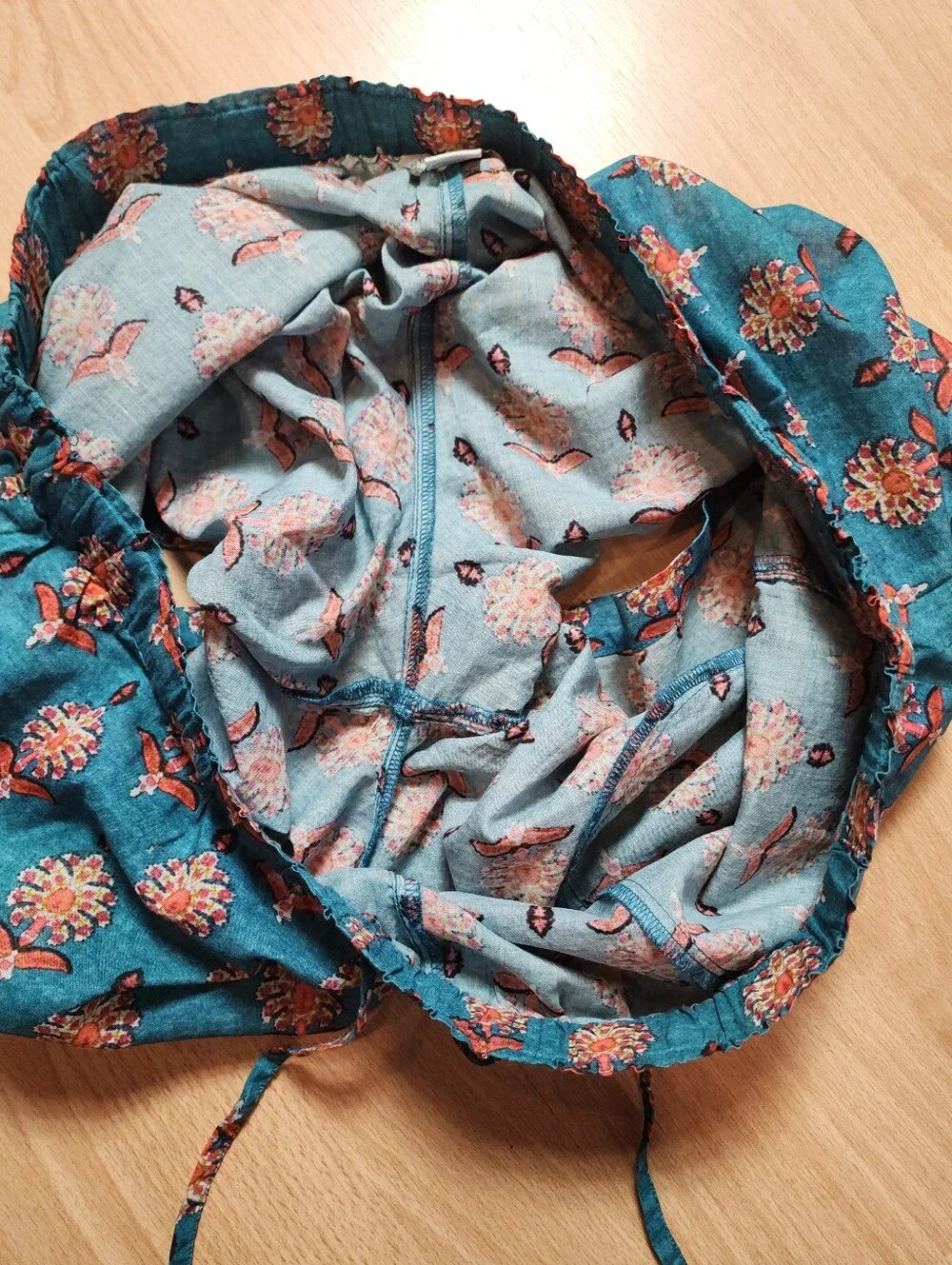 Sundance 100% Cotton Lightweight Pull On Drawstring Shorts Blue Pattern Large